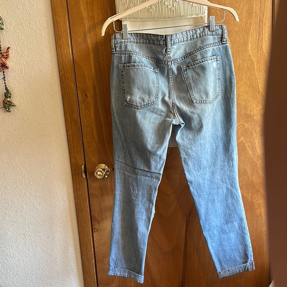 Silver Jeans Women's Cropped Distressed Jeans - Blue - Picture 2 of 8